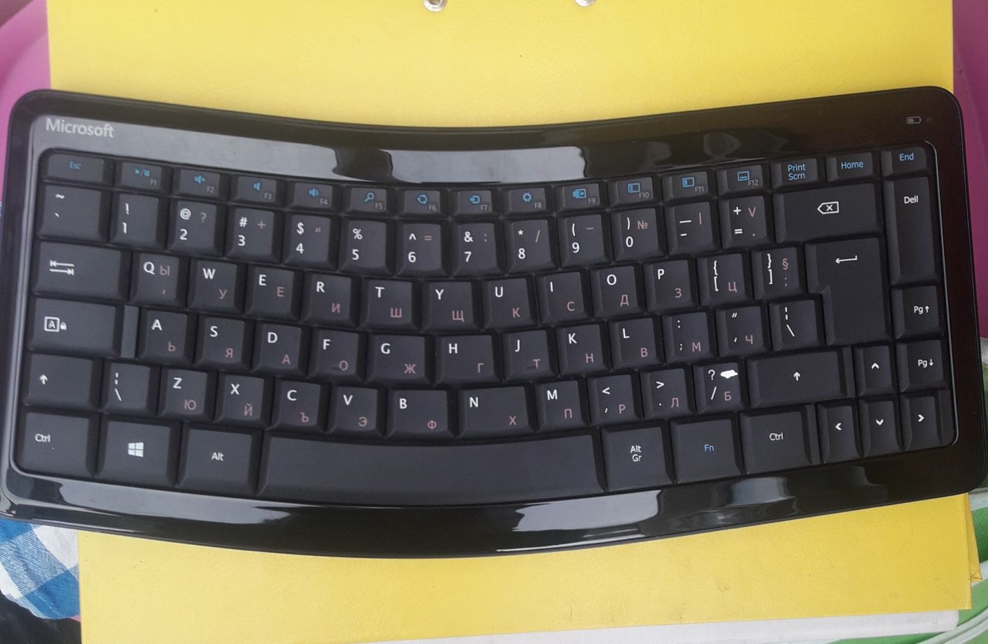 Клавиатура, безжична,bluetooth, Microsoft+ мишка