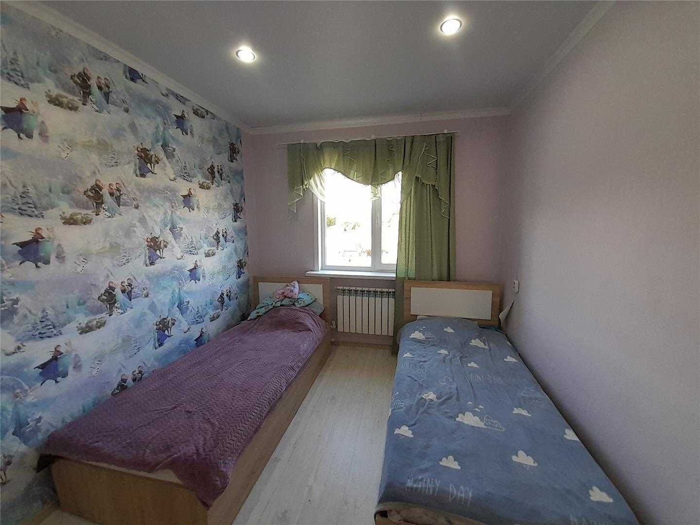 Продам 5 комнатный  дом по ул Полетаева,