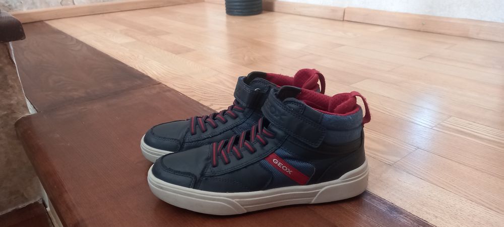 Ghete Geox pentru adolescent