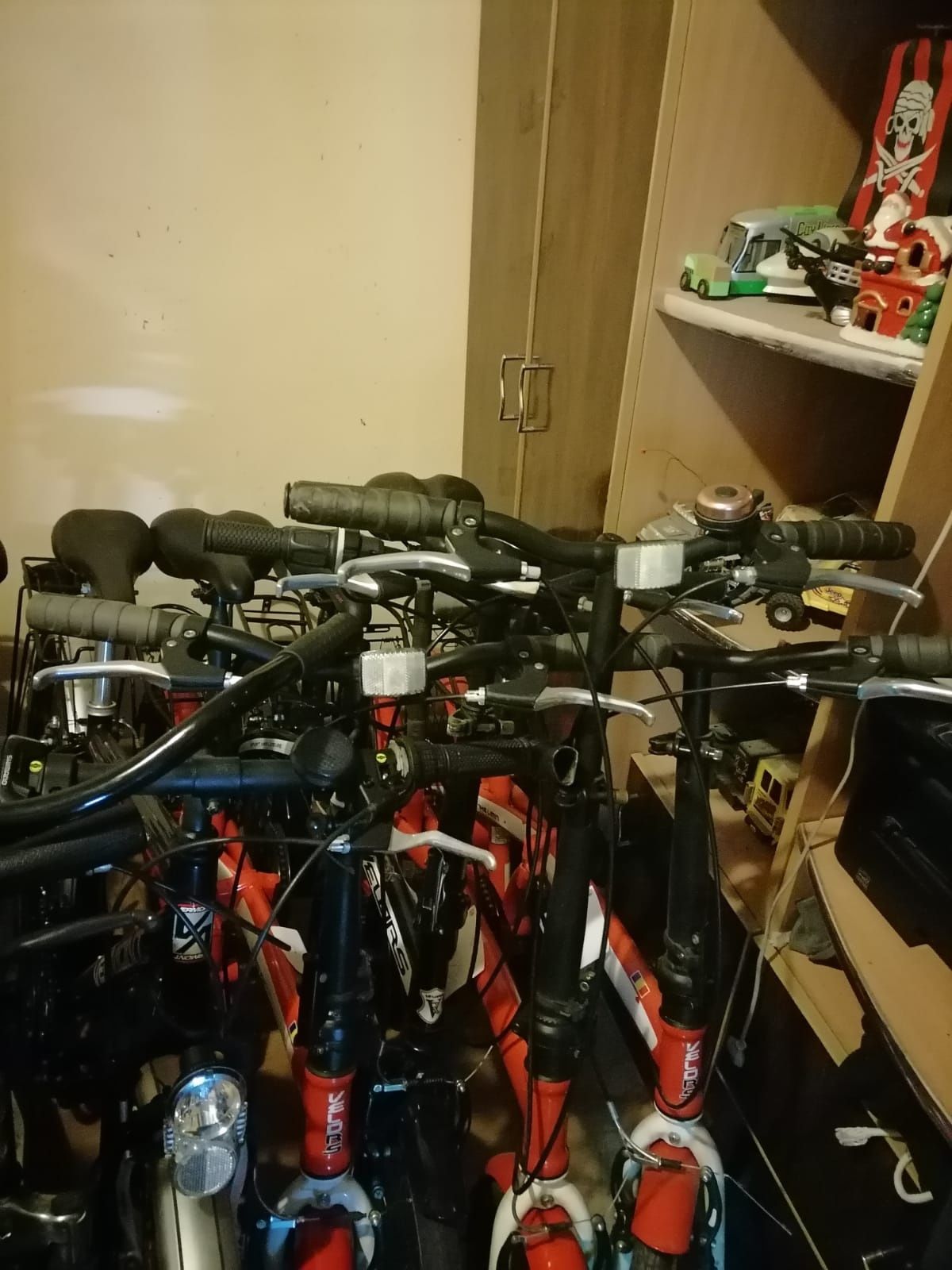 Vând diverse biciclete