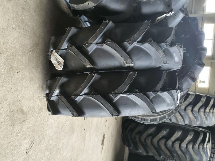 cauciucuri noi 5.00-10 Petlas noi de tractiune pentru motocultor 3CTS