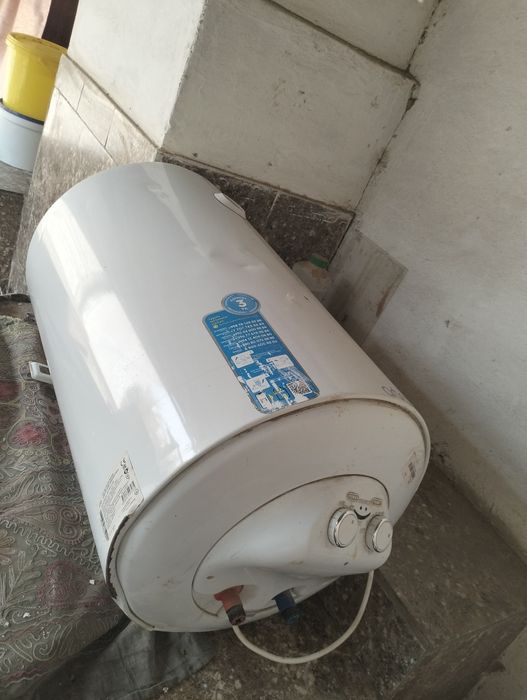 Аристон 80 л, телешканың алдыңғы рамасы, отопителный печ 2 шт сатылады