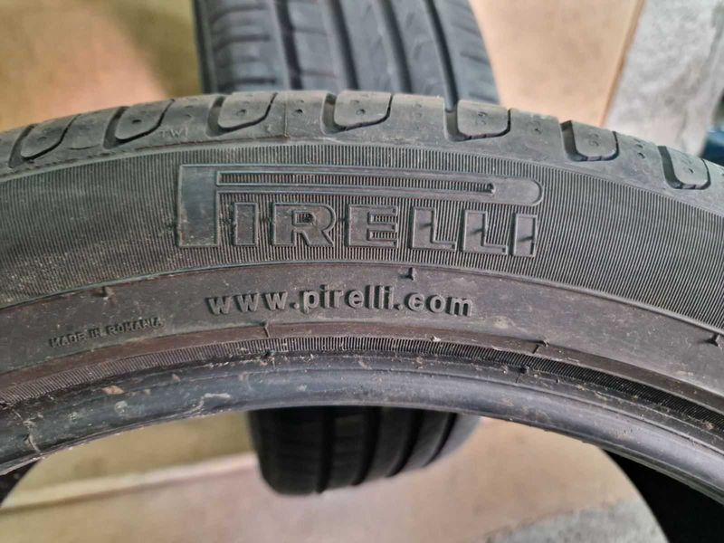 2 anvelope de vara Pirelli R20 235/45 DOT1519