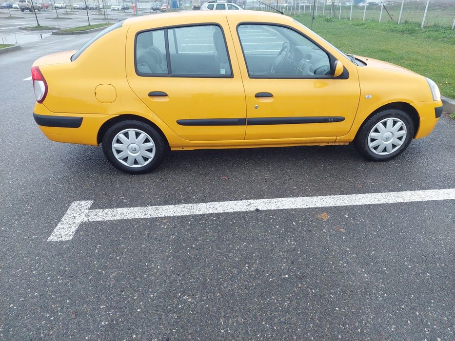 Renault Clio 1.4 benzina Euro 4 cu 4100 kilometri