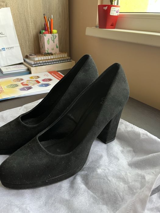 Черни токчета 41 номер