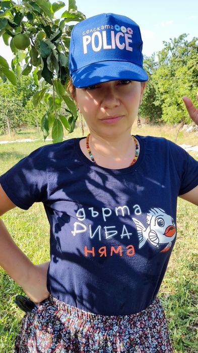 Забавни тениски, шапки, канчета и чаши за подарък