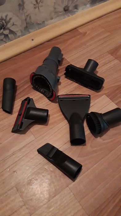 Щётки насадки мелкие.