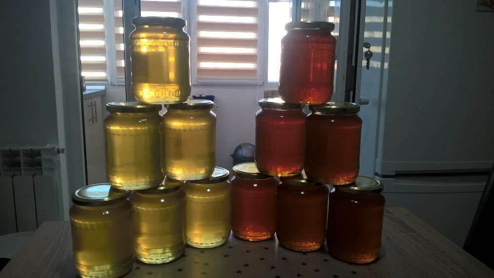 oferta 70 lei 3 borcane miere poliflora livrare gratuita în Craiova