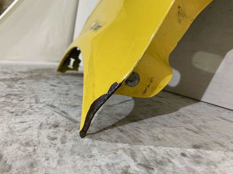 Aripa stanga fata VW Transporter, 2003, 2004, 2005, 2006, 2007, 2008, 2009, 2010, 2011, 2012, 2013, 2014, 2015, 2016, 2017, 2018.