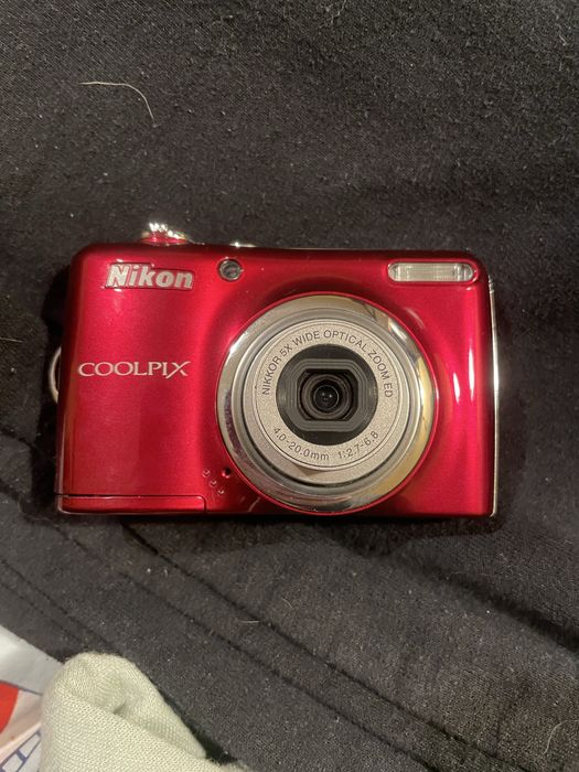 Nikon L23 в отлично състояние може бартер и пазарене