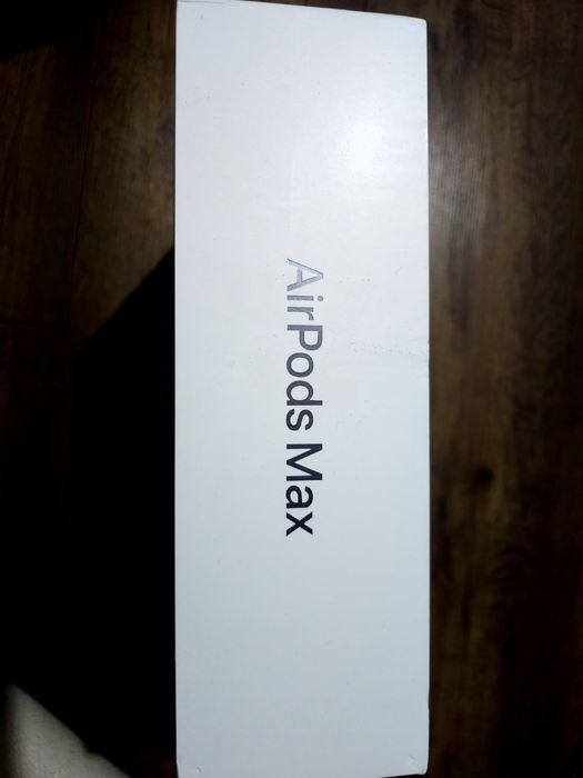 AirPods Max cu Smart Case