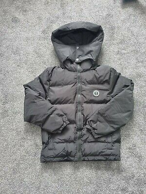 пуховики Moncler , Trapstar , Stussy