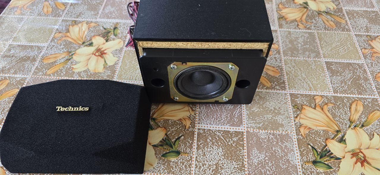 Калонка Technics made in Japan