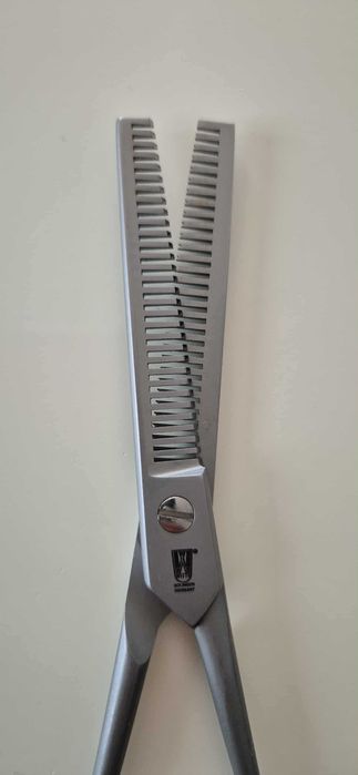 Ножица за изтъняване на косата, Неръждаема стомана