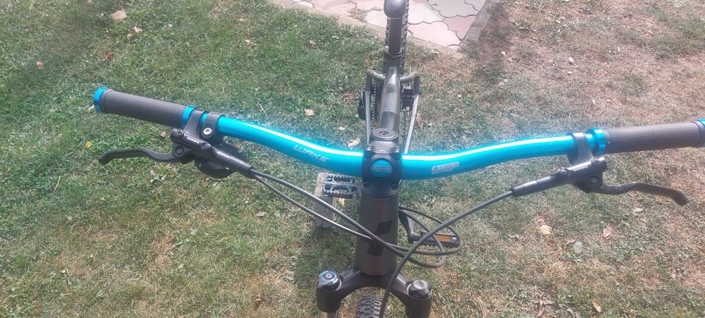 MTB Cube roti pe 29 model Nou.