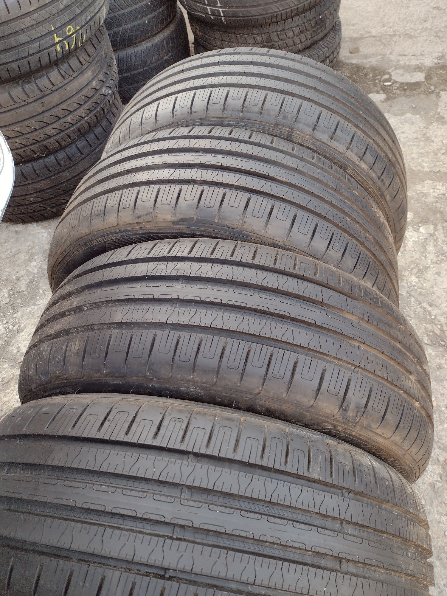 Нови 4бр.215/50/19 Good Year dot3520