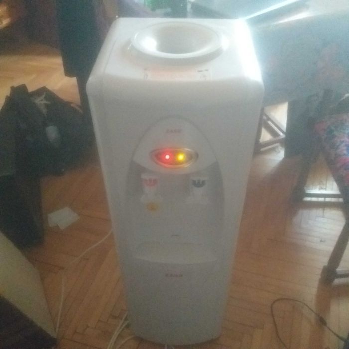 Vand dozator de apa Zass
