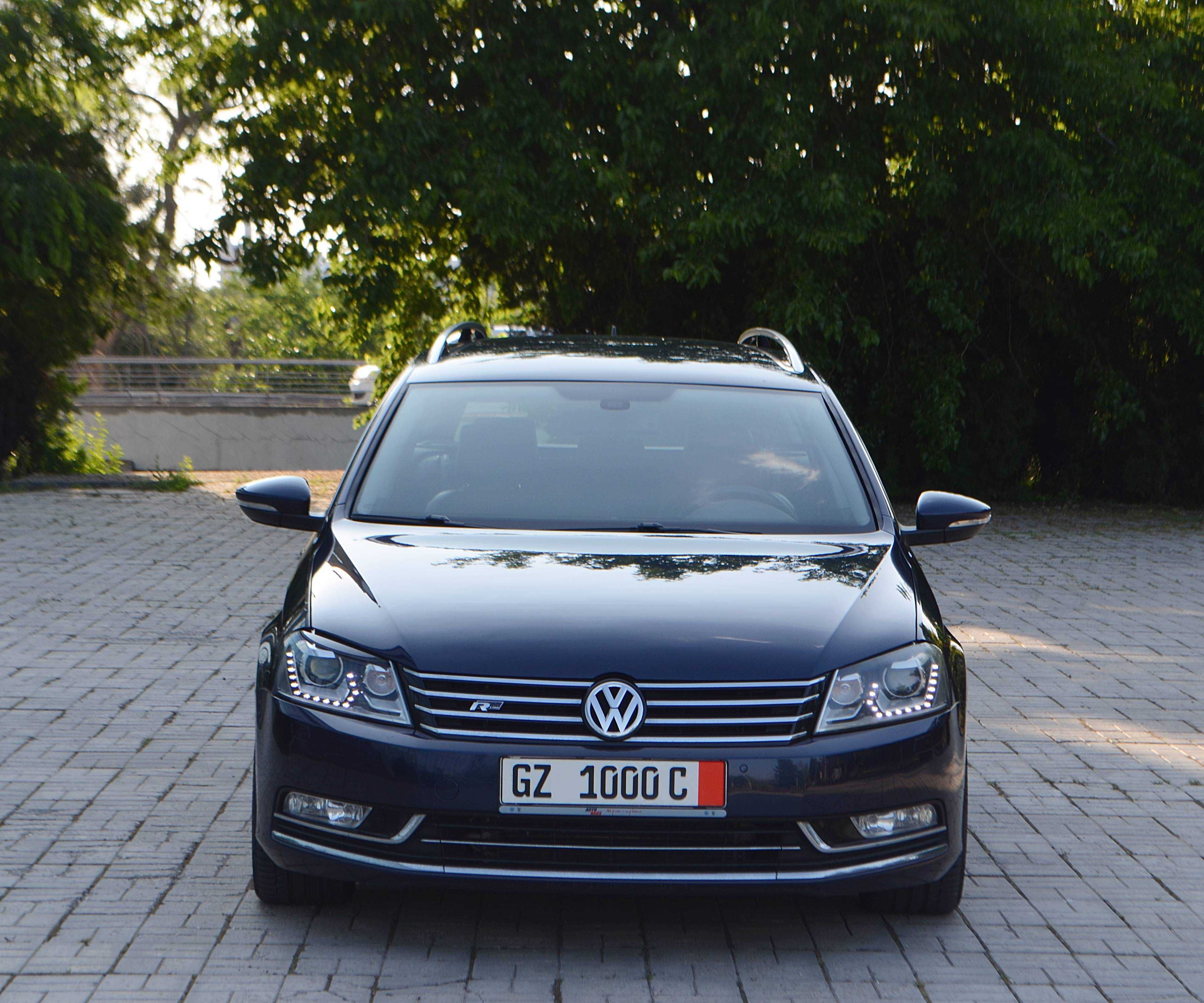 VW Passat B7 2.0tdi 177cp E5 Autom DSG Xenon Alcantara Clima Noua Navy