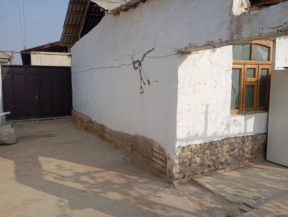 Hovli sotiladi 3 sotix