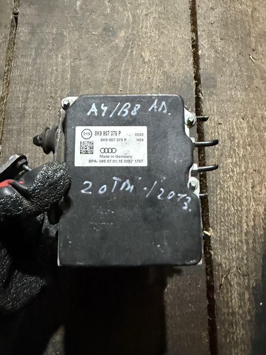 Pompa ABS Audi a4\B8 cod 8K9907379P