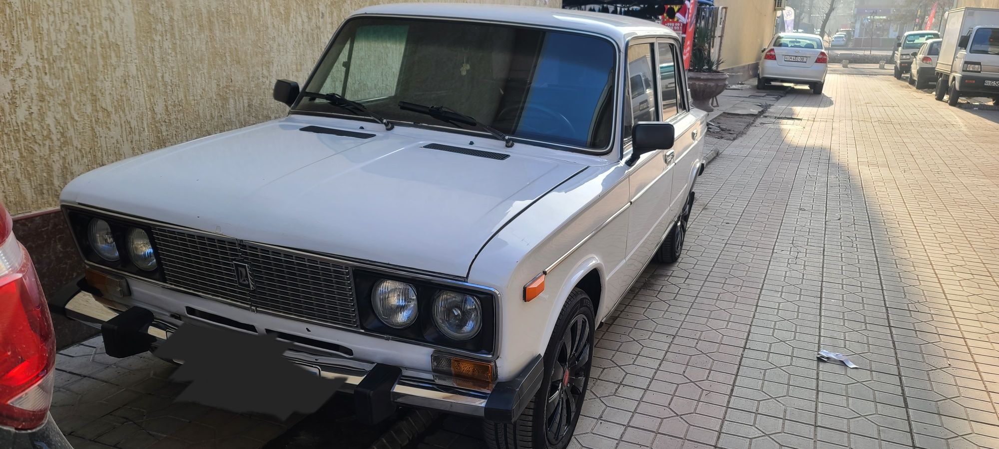 Vaz2106  yil gaz holati yahshi gaz kere bosa bor yurib turgan moshuna