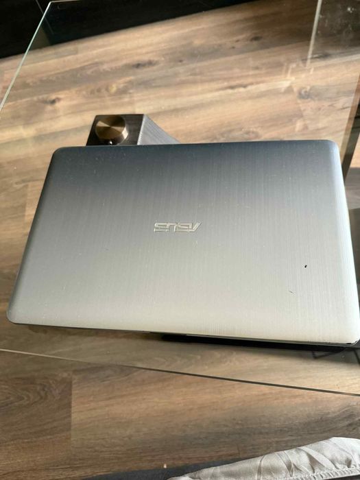 Лаптоп Asus X541S Тъчскрийн дисплей