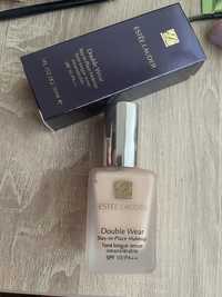 Vand fond de ten Estee Lauder