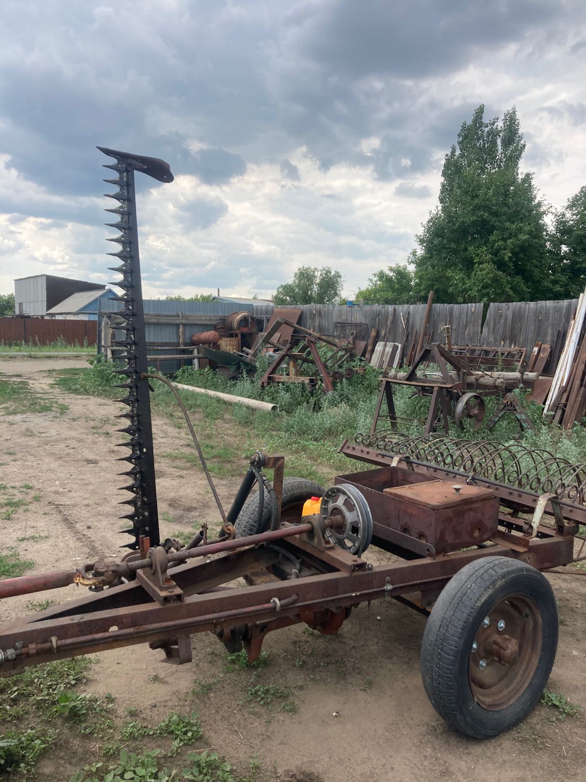 Продам прицепную косилку