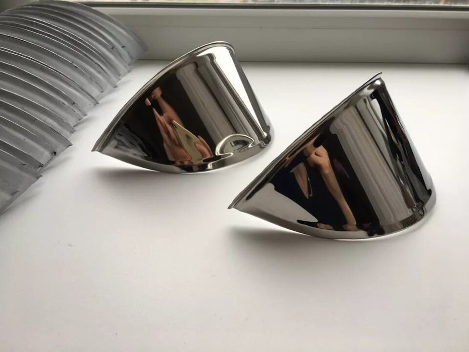 Козырьки на фары продам.