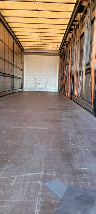 Semiremorca Schmitz Cargobull Standard