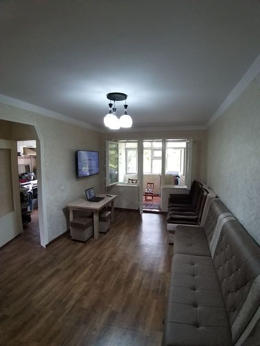 Продаётся уютная 3-комнатная квартира с хорошим ремонтом