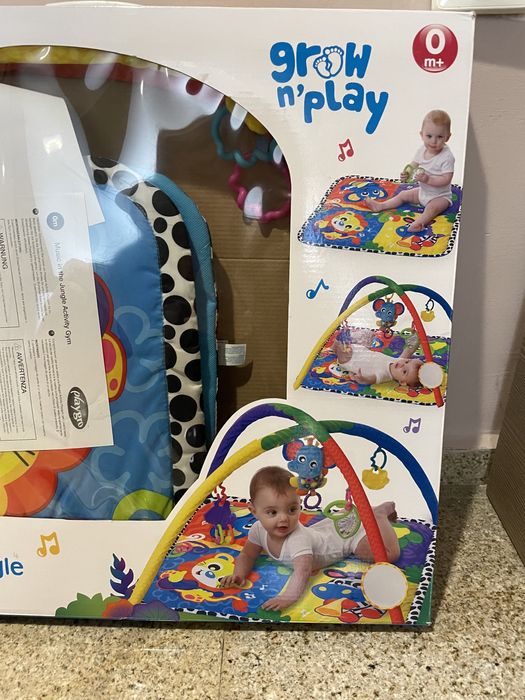Активна гимнастика playgro