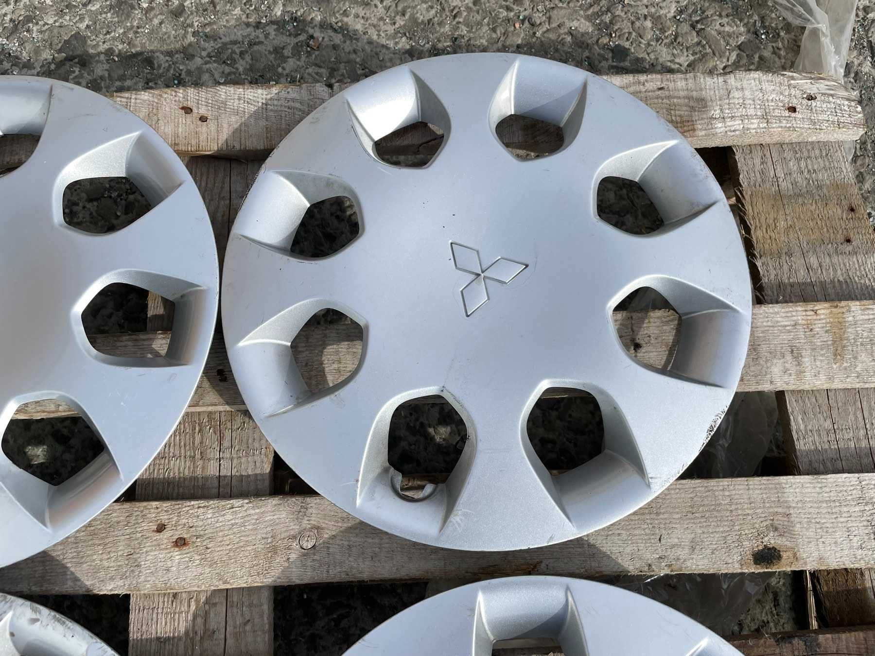 15 цола Тасове Mitsubishi Colt Митсубиши 3983so010 Оригинал