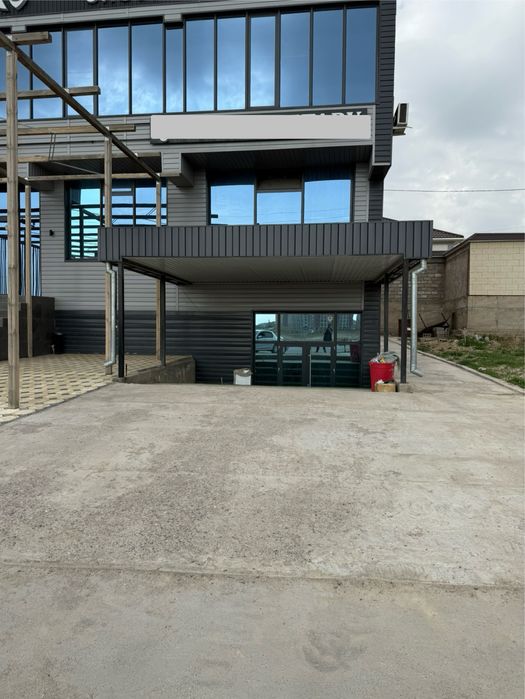 Сдается в аренду второй этаж и цокольный этаж