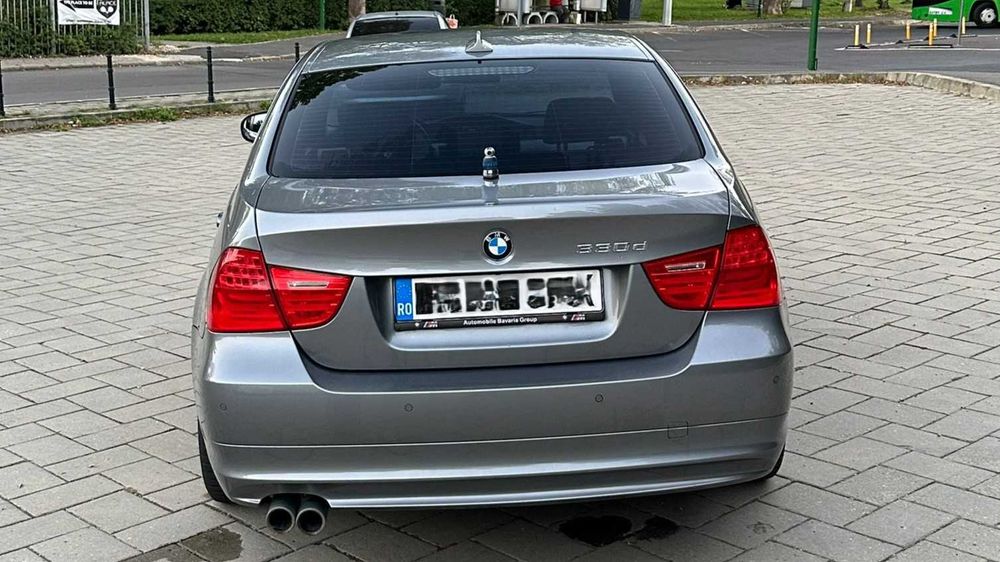 BMW 330 XD 4x4 245 cp 104.000km