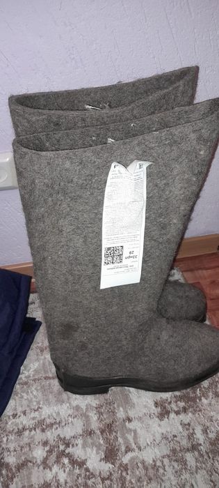 Продам новый валенки на зиму