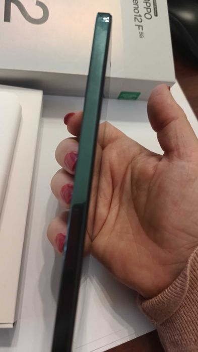 Telefon OPPO Reno 12F, 256/8GB, 5G Nou, nefolosit,BlackGreen+nr.prepay