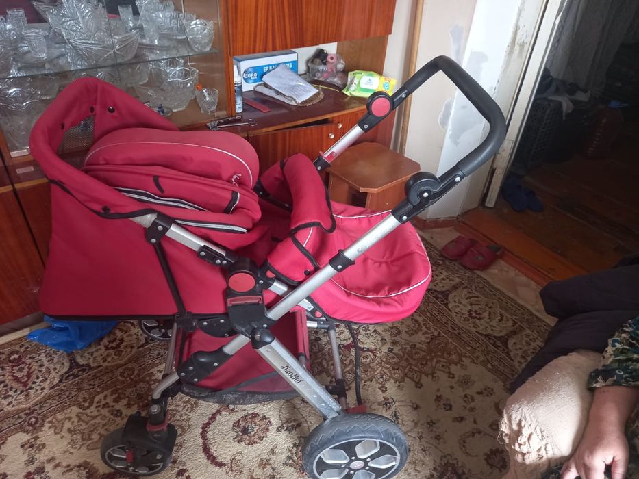Продам детскую коляску