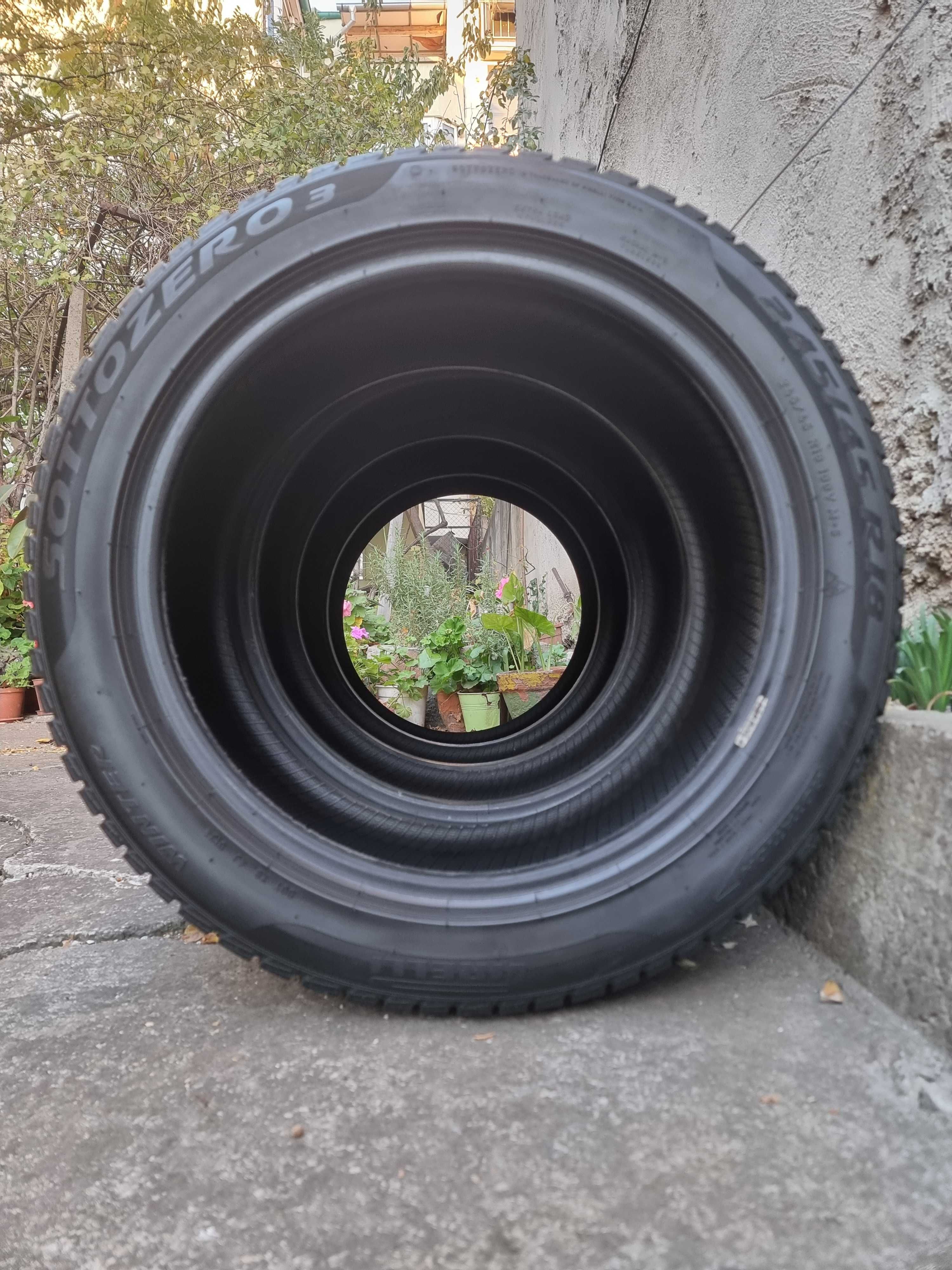 Зимни гуми Pirelli SottoZero 3 XL 245/45/R18