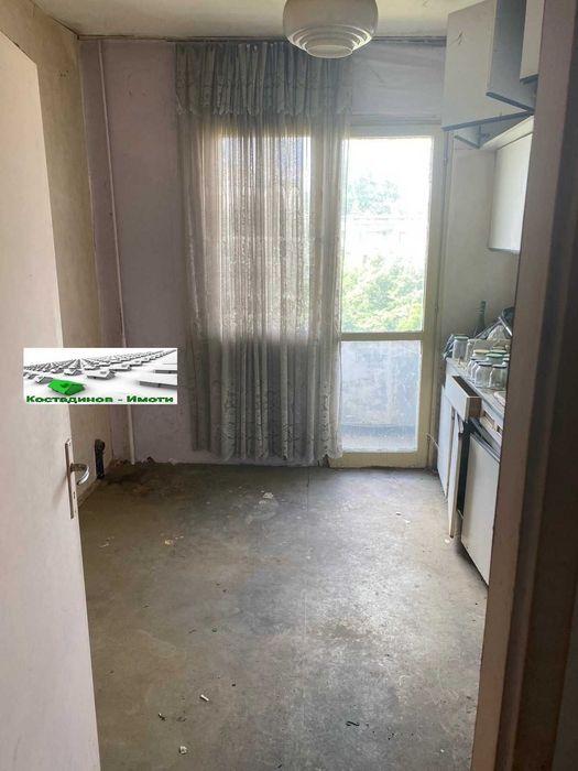 Продава се Двустаен апартамент в Пловдив, Христо Смирненски - 65 кв.м за 1224 €/кв.м - Снимка #1