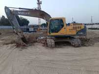 Экскаватор гусеничный VOLVO EC210 BLK 2013 йил 29000 моточас ишлаган