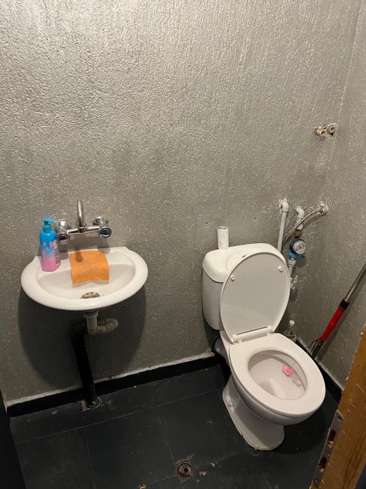 Дава се под наем Магазин в София, Люлин 8 - 18 кв.м за 178.5 € - Снимка #6