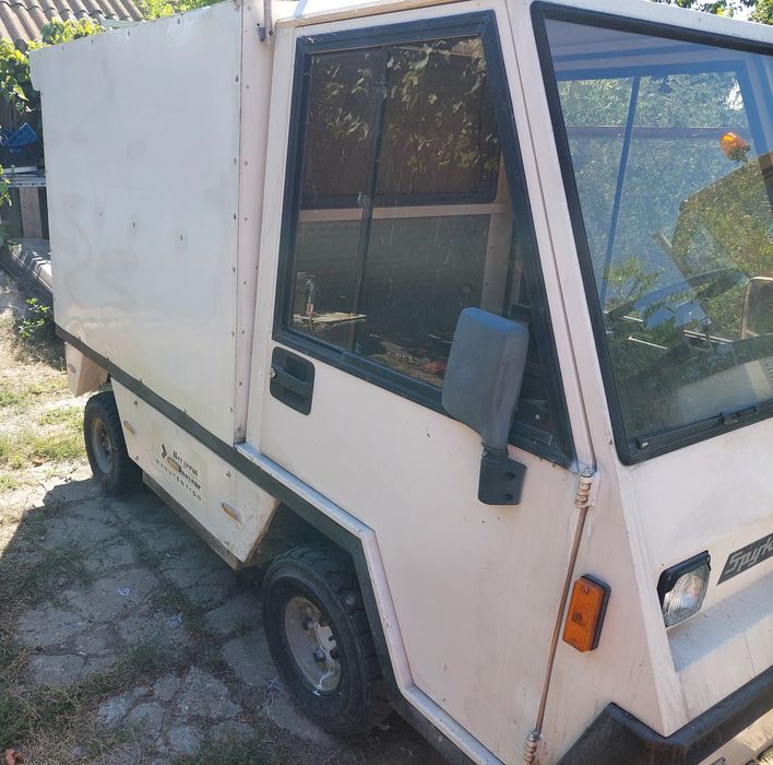 Se vinde camioneta electrică!