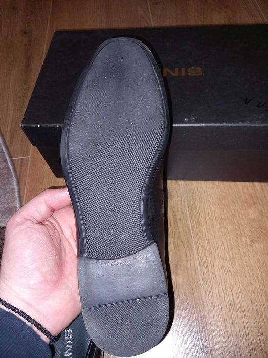 Pantofi eleganți bărbați