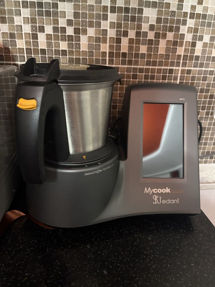 Mycook touch робот с 2000 рецептами