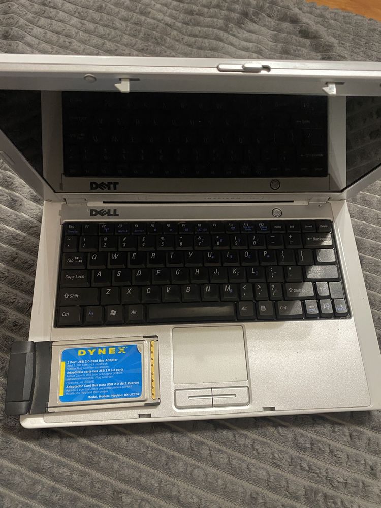 Laptop - uri nefunctionale pentru piese