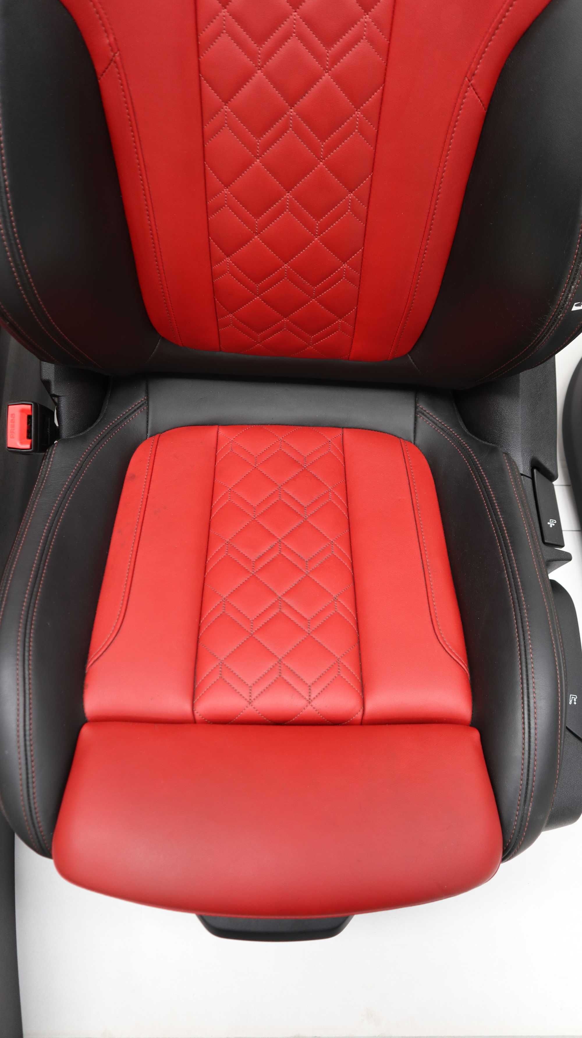 Салон за БМВ Г21 3 серия Комби  BMW G21
