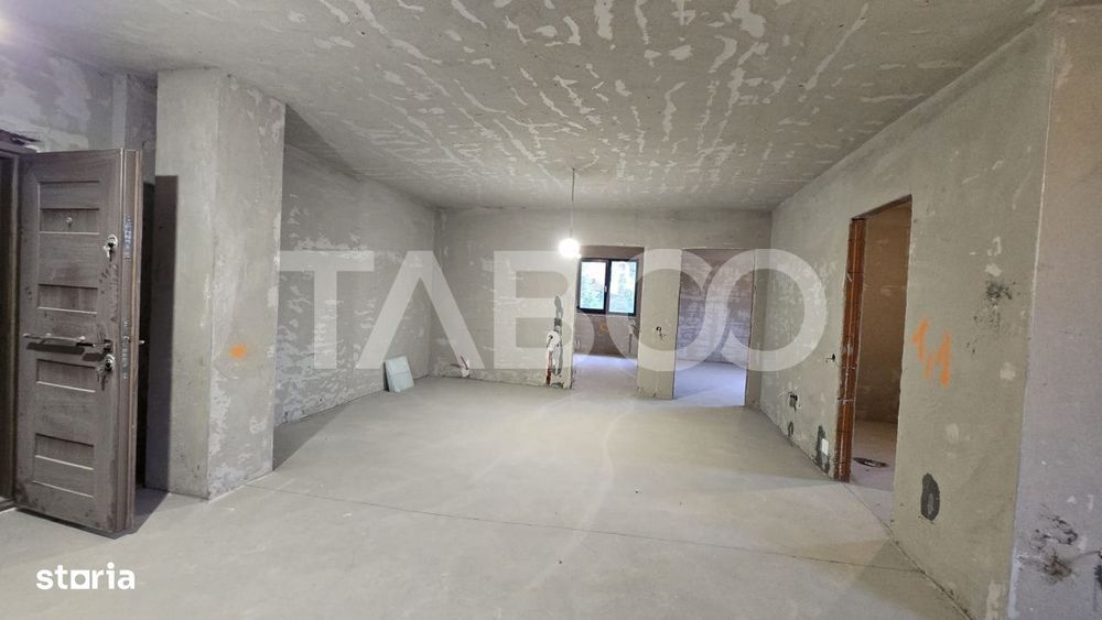 Apartament 3 camere 70 mp parcare zona Vivo Manastur etaj intermediar