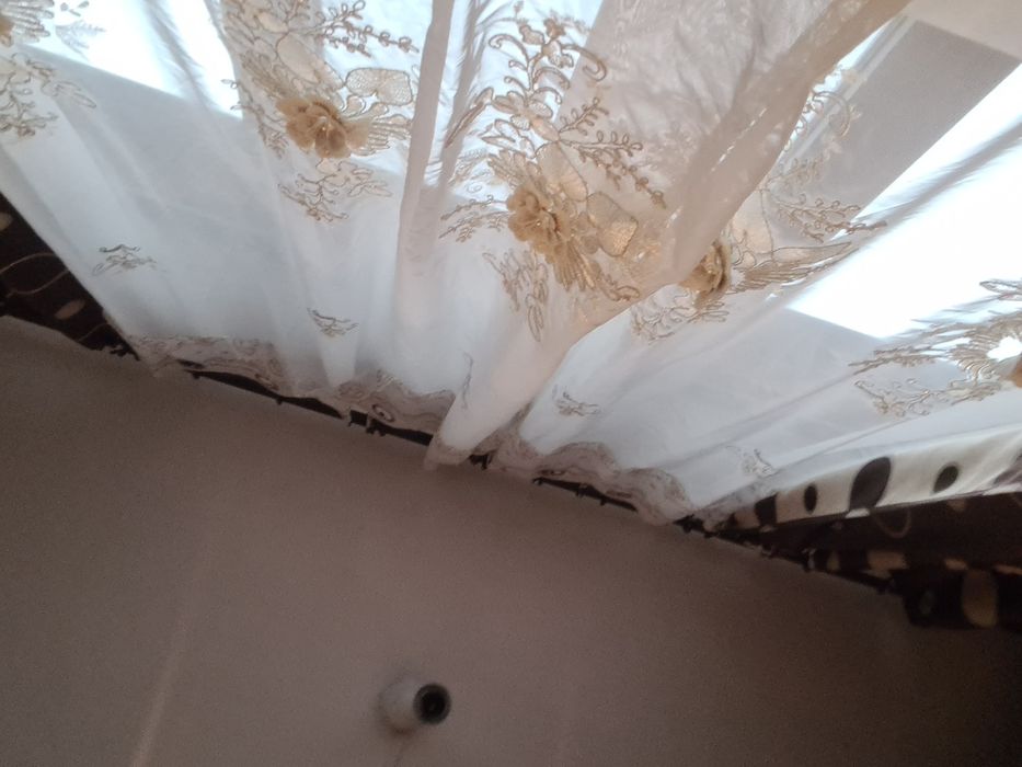 2 perdele cu draperi față cusute  la 250.lei Timișoara