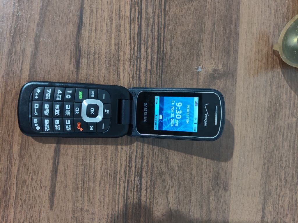 Perfektum telfon sotiladi